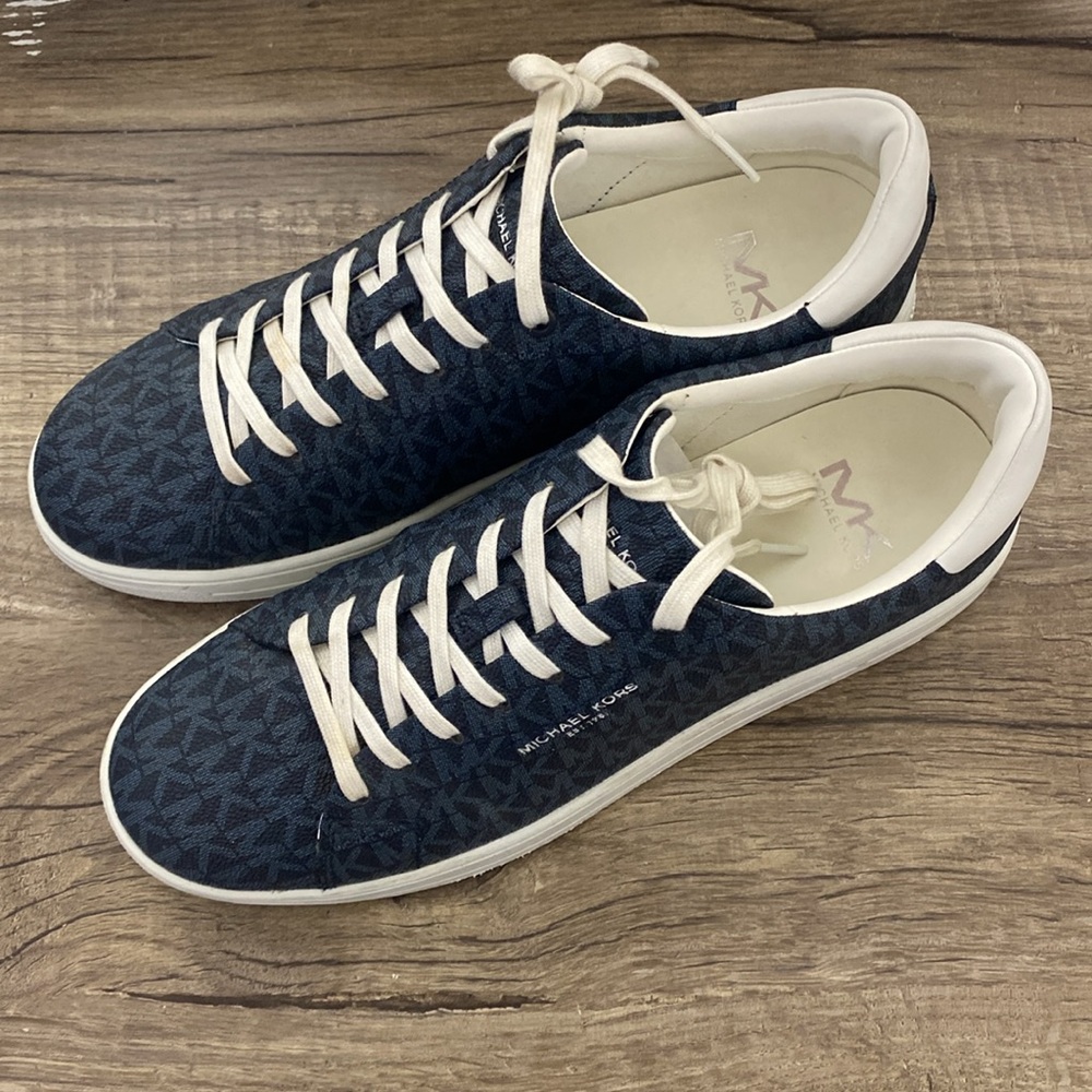 Michael Kors sneakers brand logo - Picture 7 of 12